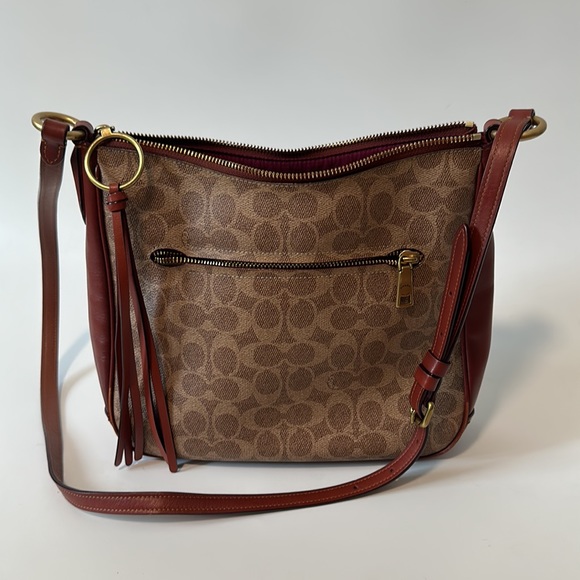 Coach Bags Authentic Coach Chaise Crossbody In Signature Canvas